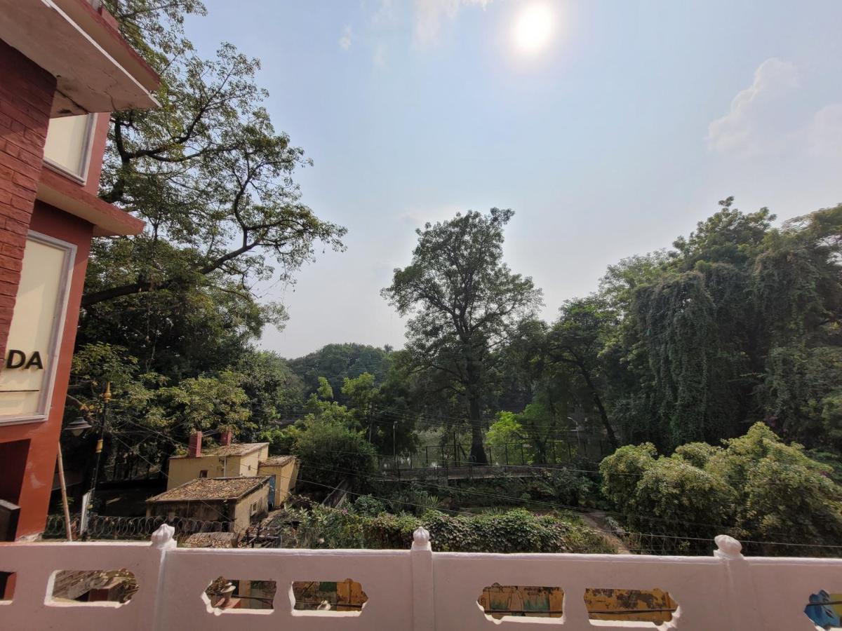 Hotel Ananda Kashi バラナシ エクステリア 写真