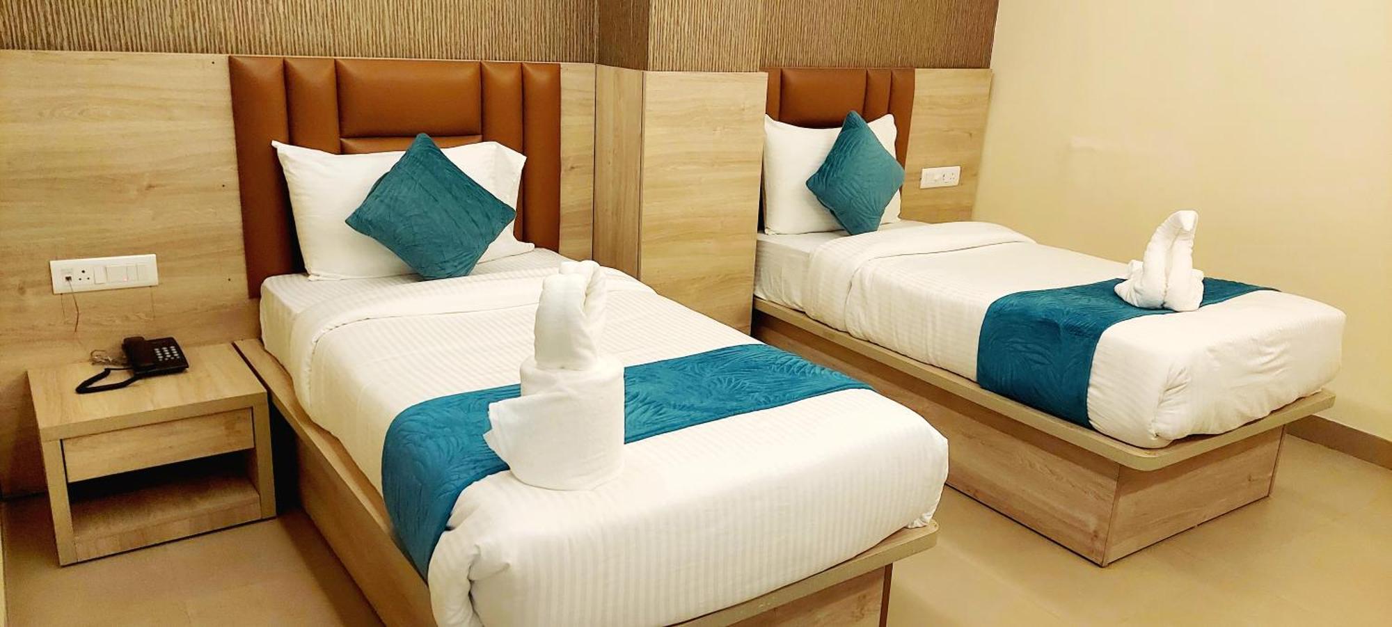 Hotel Ananda Kashi バラナシ エクステリア 写真